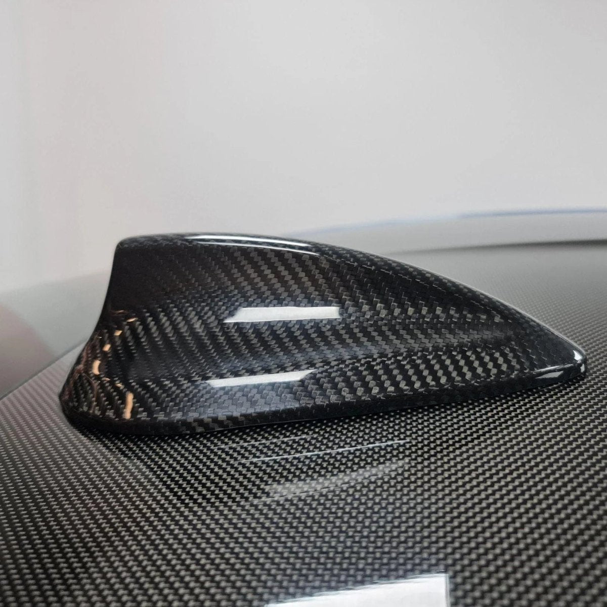 Carbon Fibre Aerial Antenna Cover for BMW M2 M3 M4 F22 F30 F34 G30 F80 G11 G82 - Exterior Styling | Carbon Kings