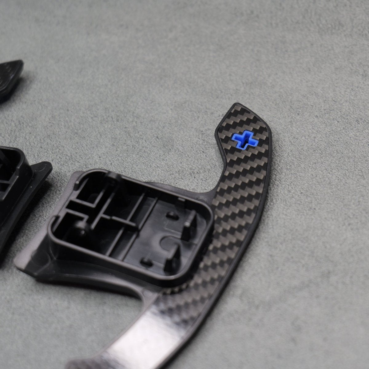 Carbon Fibre & Blue Gear Shifter Paddles for BMW F80 M3 F82 M4 M2 G30 F30 - Interior Styling | Carbon Kings