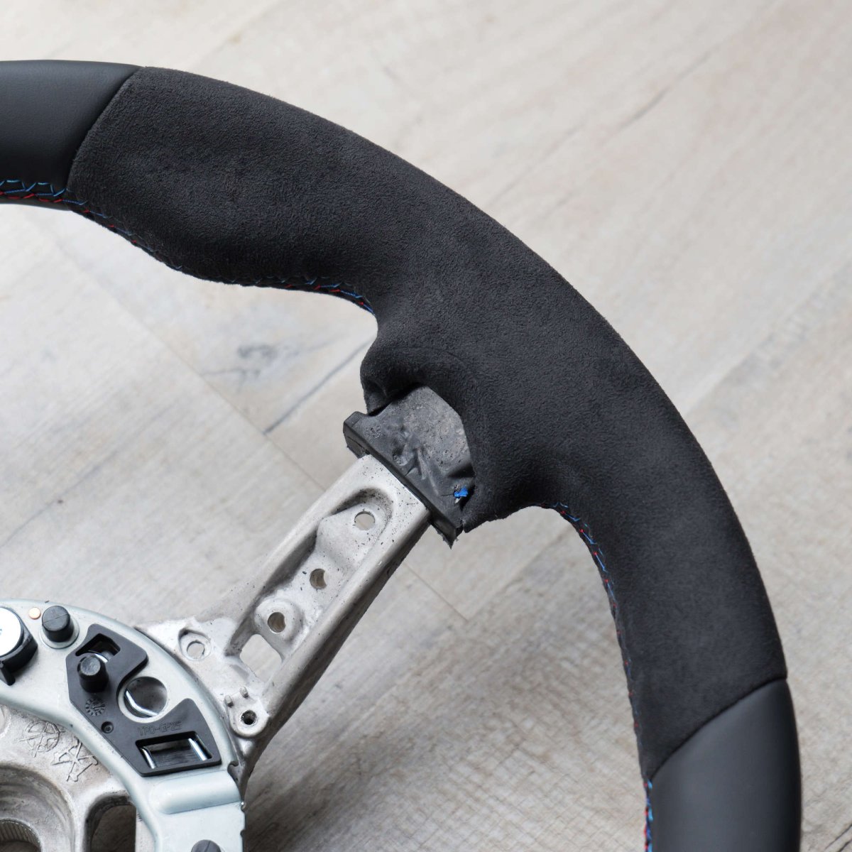 Alcantara + Red Steering Wheel for BMW M Sport 1 2 3 4 X1 X3 X4 X5 X6 M2 M3 M4 F80 + - Interior Styling | Carbon Kings