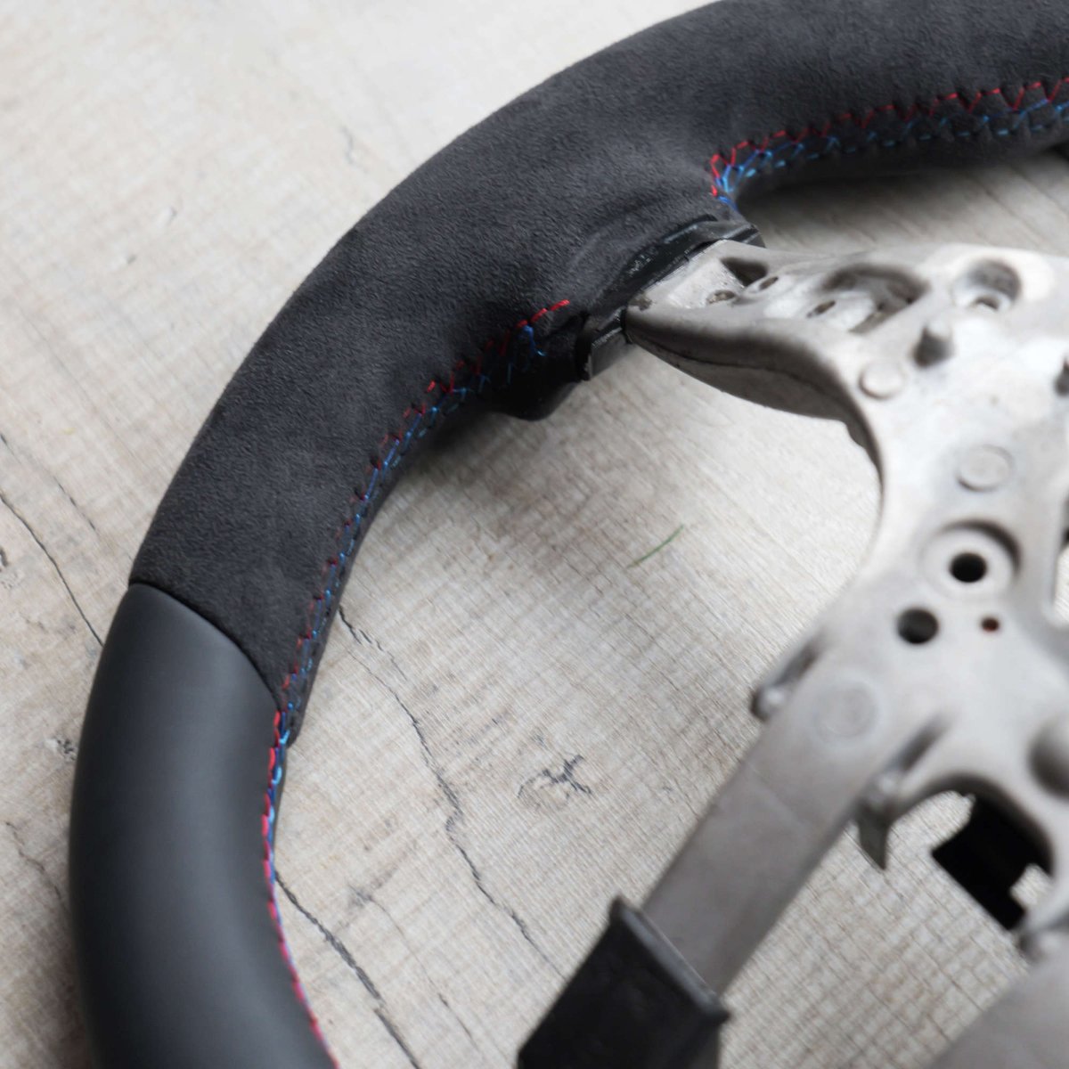 Alcantara + Red Steering Wheel for BMW M Sport 1 2 3 4 X1 X3 X4 X5 X6 M2 M3 M4 F80 + - Interior Styling | Carbon Kings