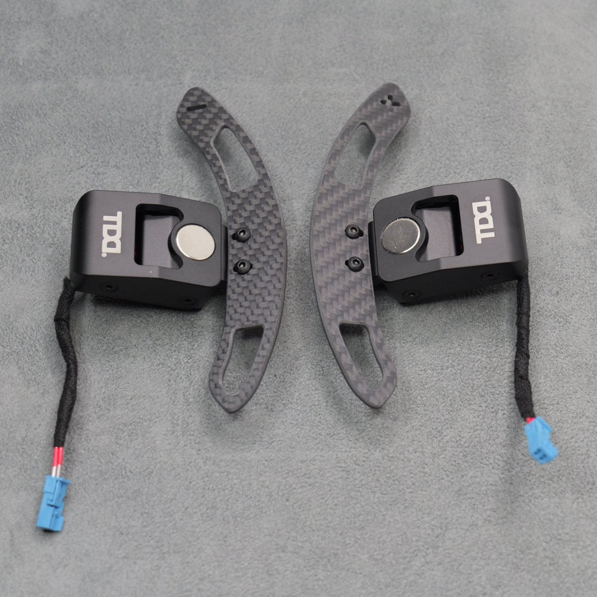 Magnetic Carbon Fibre Gear Shifter Paddles for BMW F80 M3 F82 M4 F87 M2 G80 G82 G87 - Interior Styling | Carbon Kings