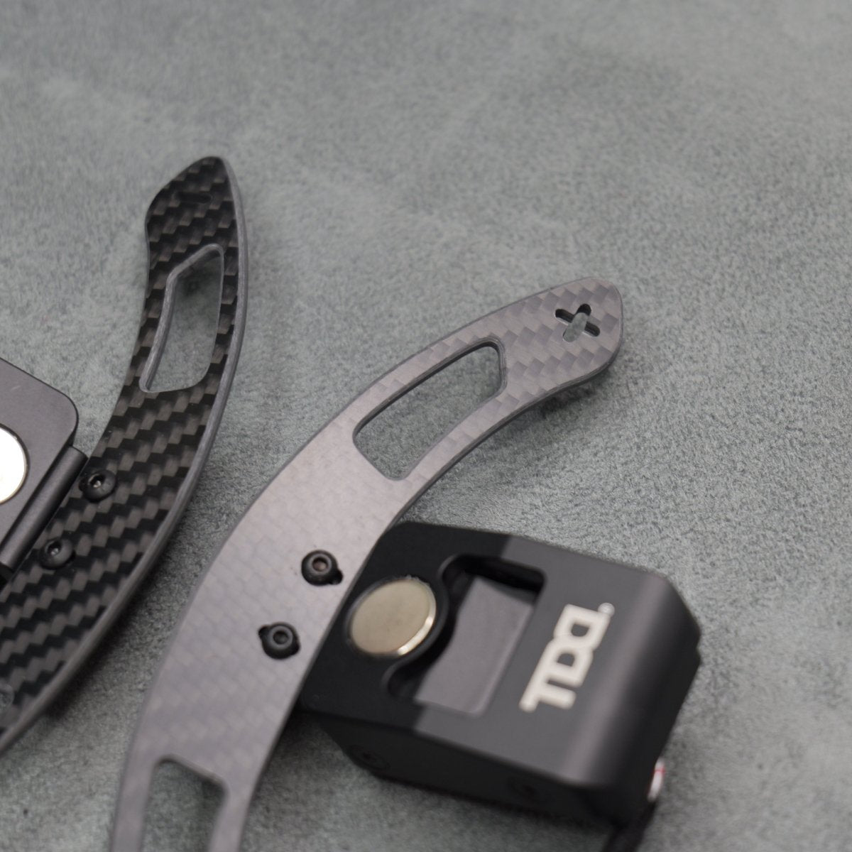 Magnetic Carbon Fibre Gear Shifter Paddles for BMW F80 M3 F82 M4 F87 M2 G80 G82 G87 - Interior Styling | Carbon Kings