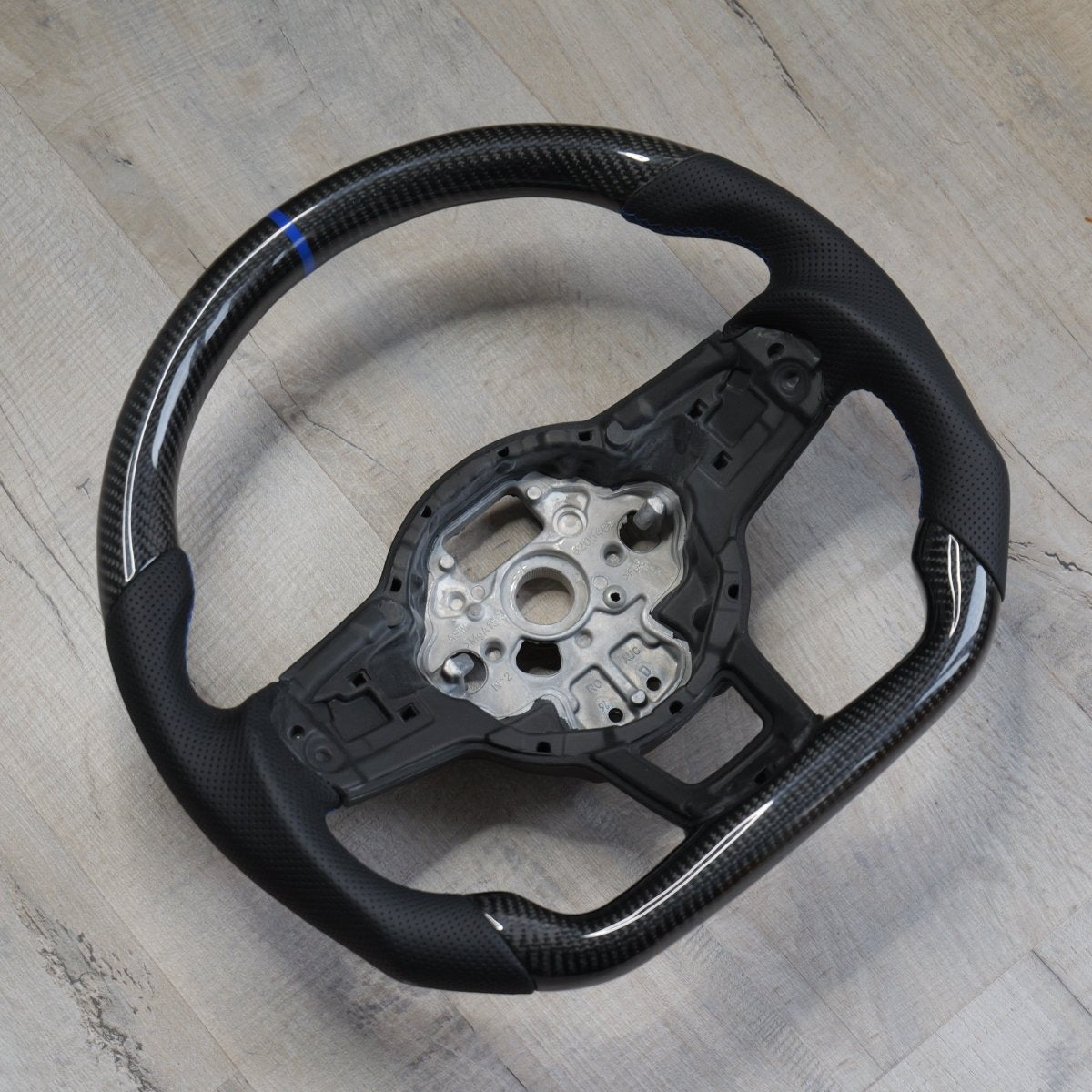 Carbon Fibre Steering Wheel for Volkswagen VW Golf MK7 MK7.5 R R - Line GTI GTE GTD + - Interior Styling | Carbon Kings