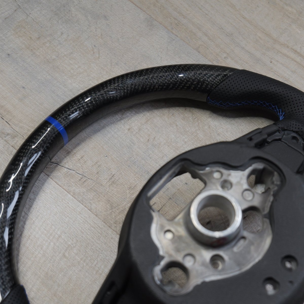 Carbon Fibre Steering Wheel for Volkswagen VW Golf MK7 MK7.5 R R - Line GTI GTE GTD + - Interior Styling | Carbon Kings