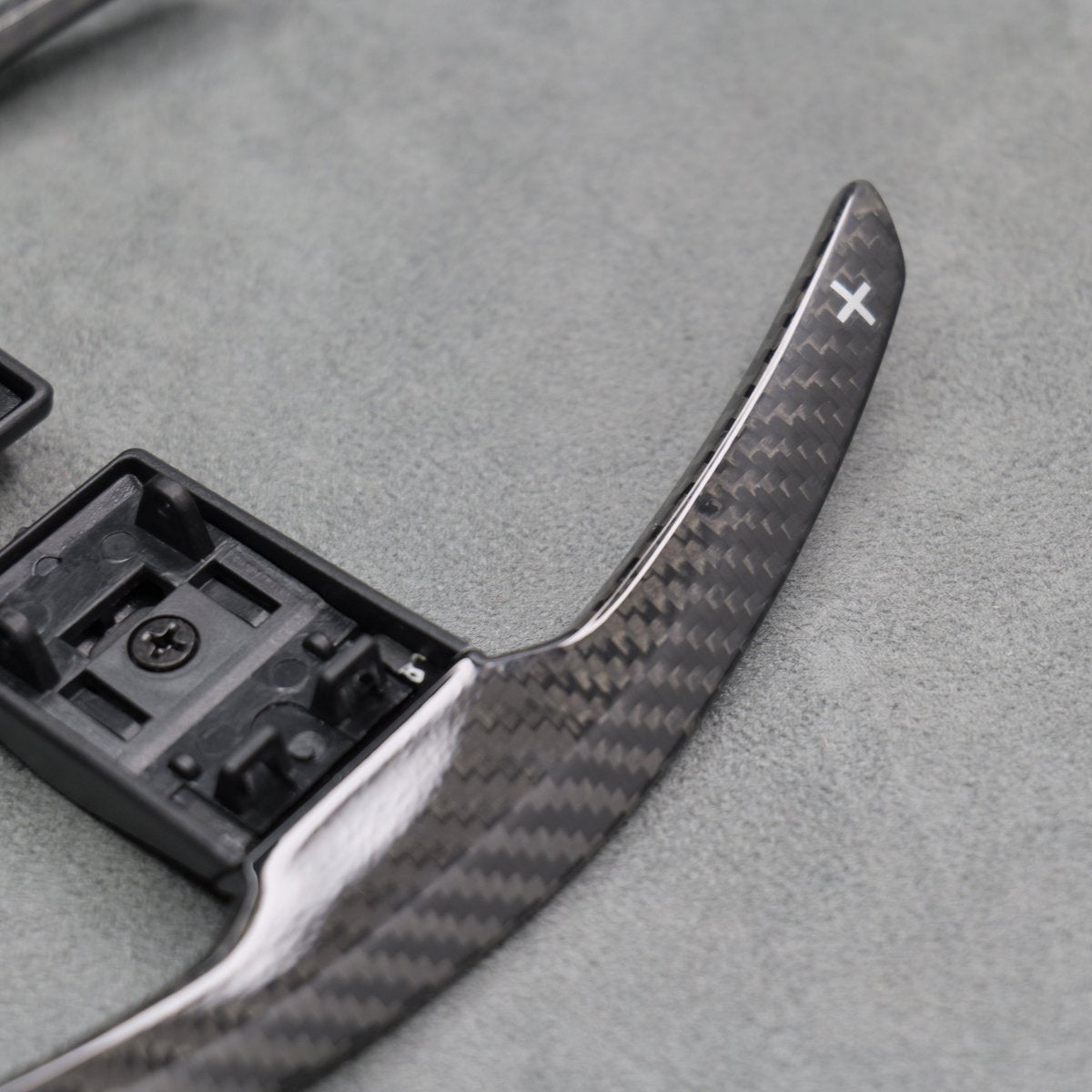 Carbon Fibre / White Gear Paddle Shifters BMW F80 M3 F82 F83 M4 F87 M2 F30 - Interior Styling | Carbon Kings