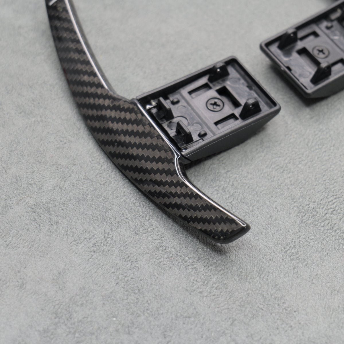 Carbon Fibre / White Gear Paddle Shifters BMW F80 M3 F82 F83 M4 F87 M2 F30 - Interior Styling | Carbon Kings