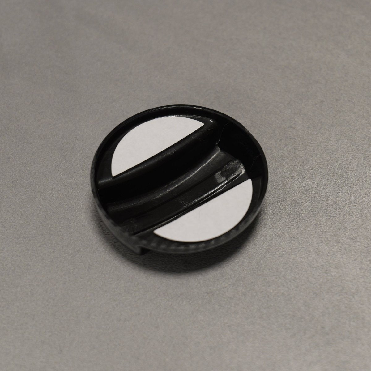 Carbon Fibre Style Fuel Cap Filler Cover for BMW 1 2 3 4 5 Series M2 M3 M4 M5 - Interior Styling | Carbon Kings